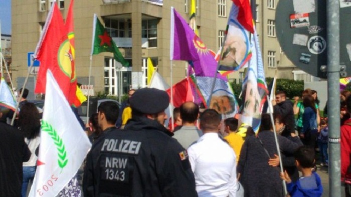 Bundesregierung: PKK-Anhänger türkische Friedensdemonstranten angegriffen